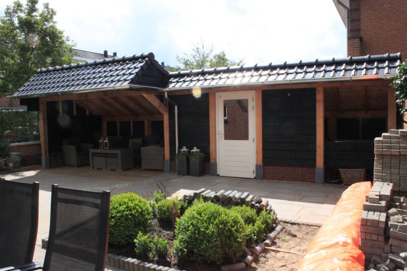 Veranda met tuinhuis Nieuw-Lekkerland
